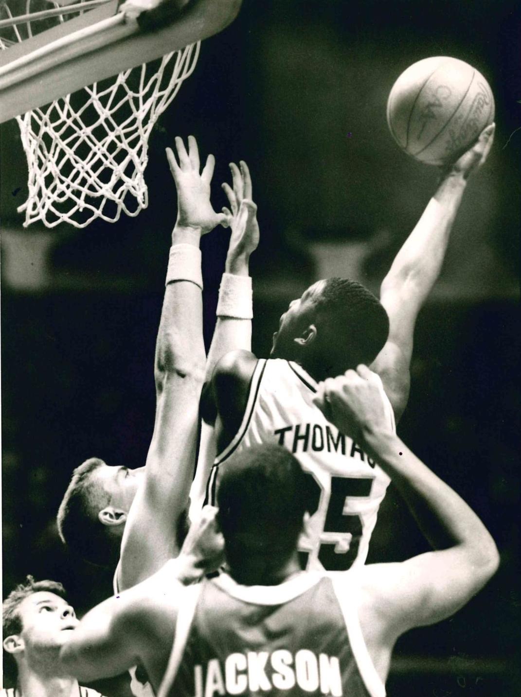 8. Deon Thomas, 1991-94